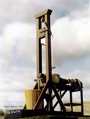 La guillotine, l'un des premiers instruments d'exécution de la peine de mort Ph : Morbleu.com
