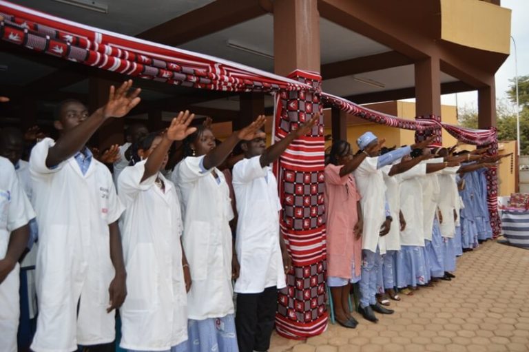 Ecole privée de santé Sainte Edwige 681 professionnels prêts à servir
