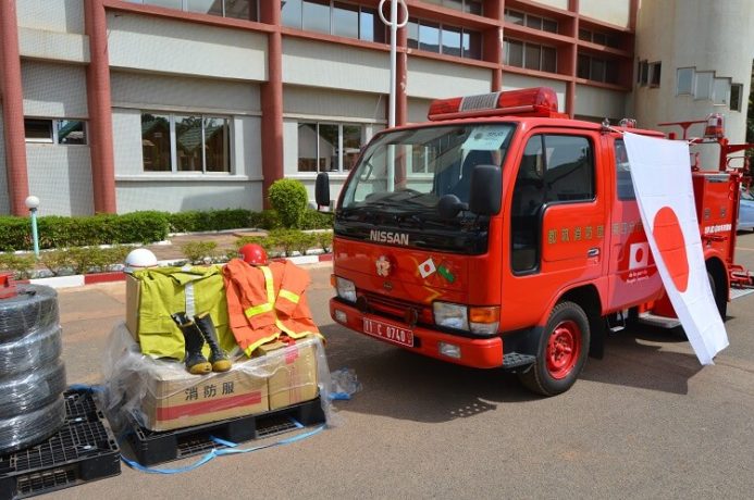 le lot de matériel que la ville de Yokohama a fait don à la ville de Ouagadougou