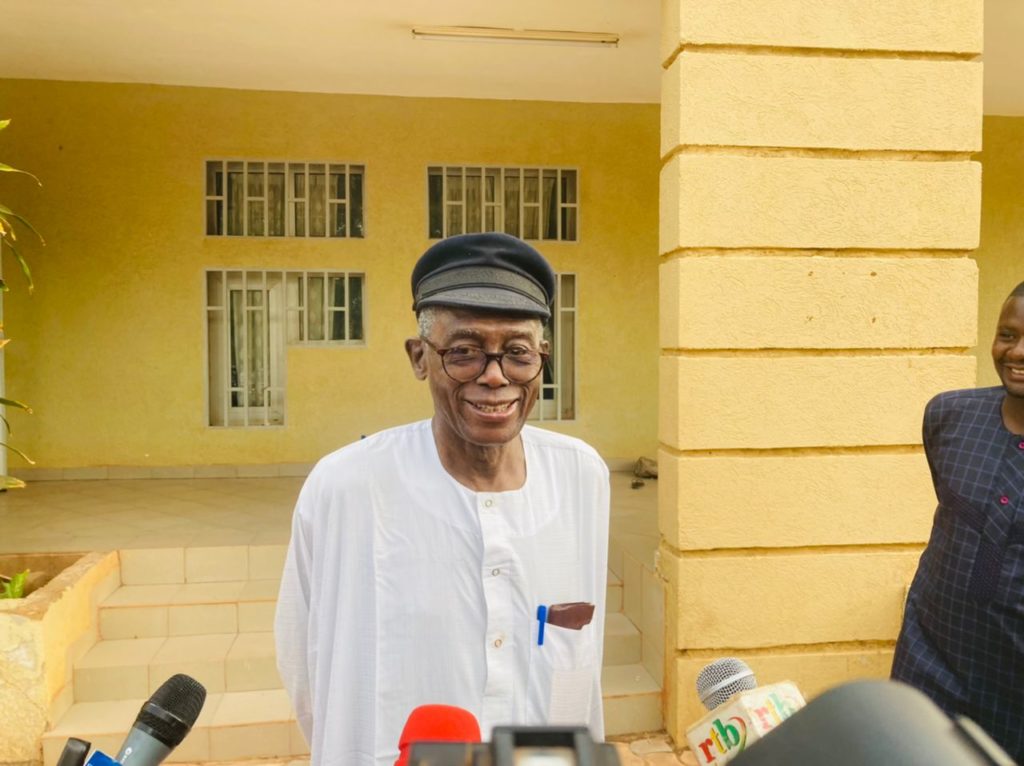 « Nous sommes des apprentis de la langue française » (Pr Basile Guissou)