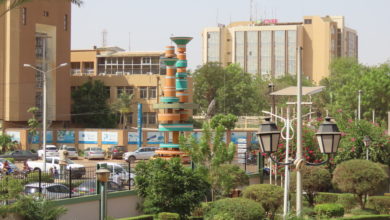 Ouagadougou, la Capitale du Burkina Faso, Place des cinéastes, rond-point des cinéastes