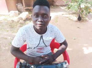 Mahamat jeune rafistoleur depuis 5ans au Burkina Faso 