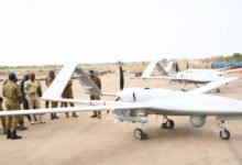 Des-drones-de-combat-et-surveilance-acquis-par-larmee-burkinabe-1068x711