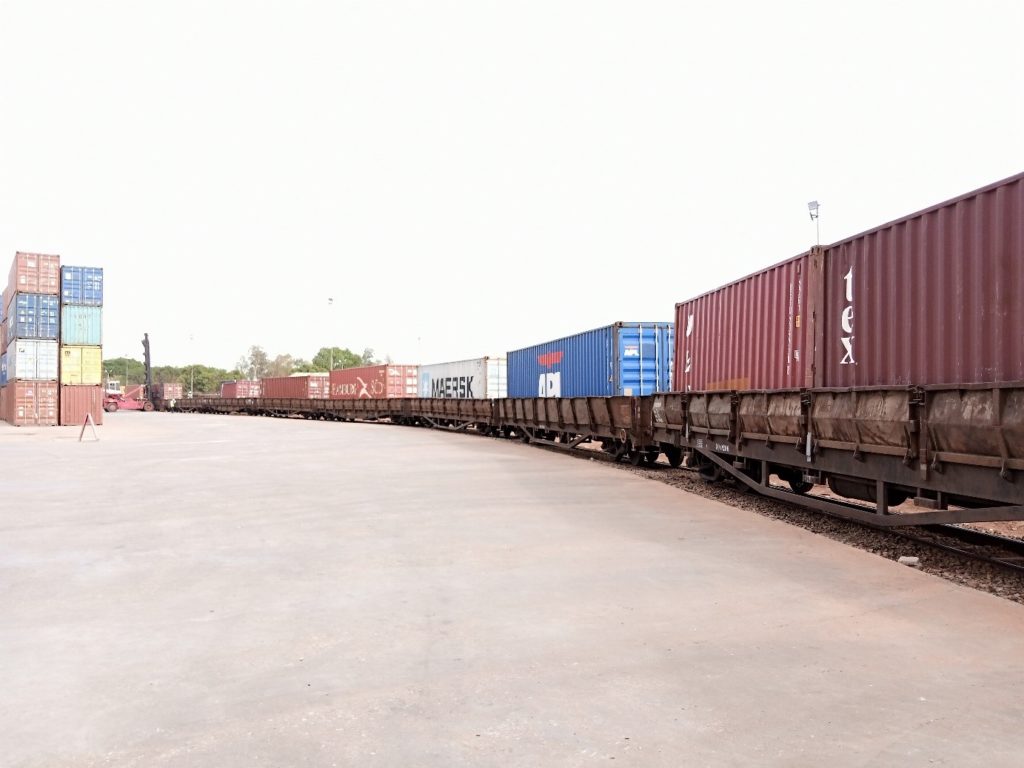 Le train-bloc est une solution de transport ferroviaire de masse en temps réduit et en toute sécurité, entre Abidjan et Ouagadougou 
