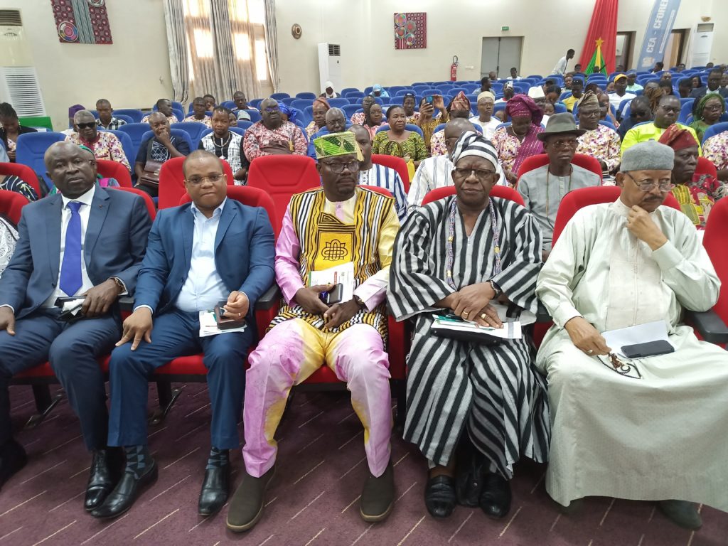 La communauté béninoise à l'installation du consul honoraire du Bénin au Burkina