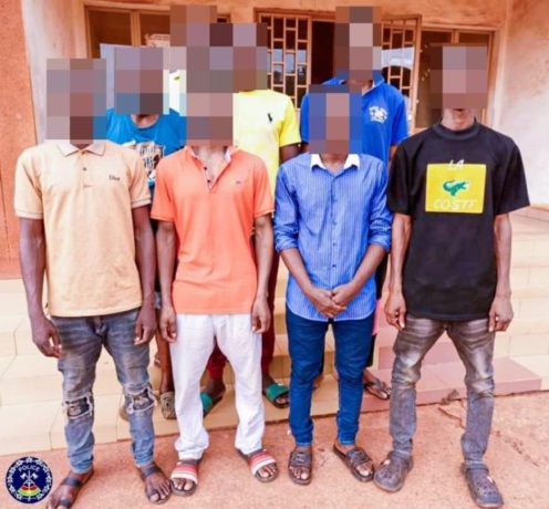 The National Police arrests several alleged thugs in Bobo