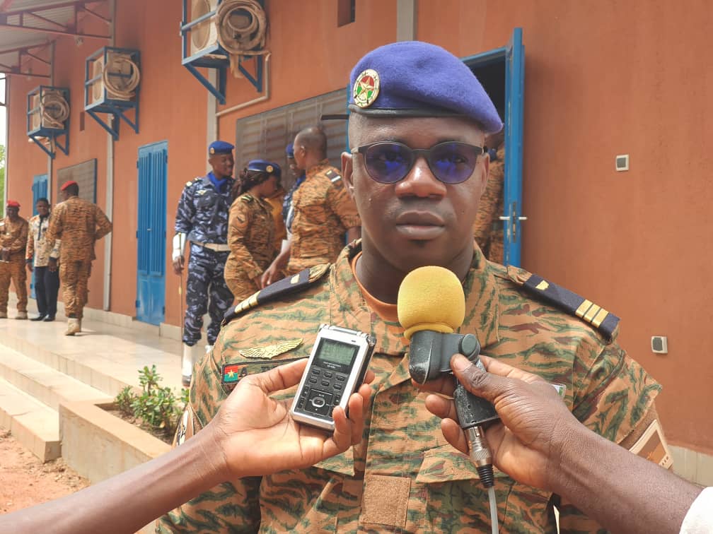  le Lieutenant Gnambo Nabié, délégué de la promotion,