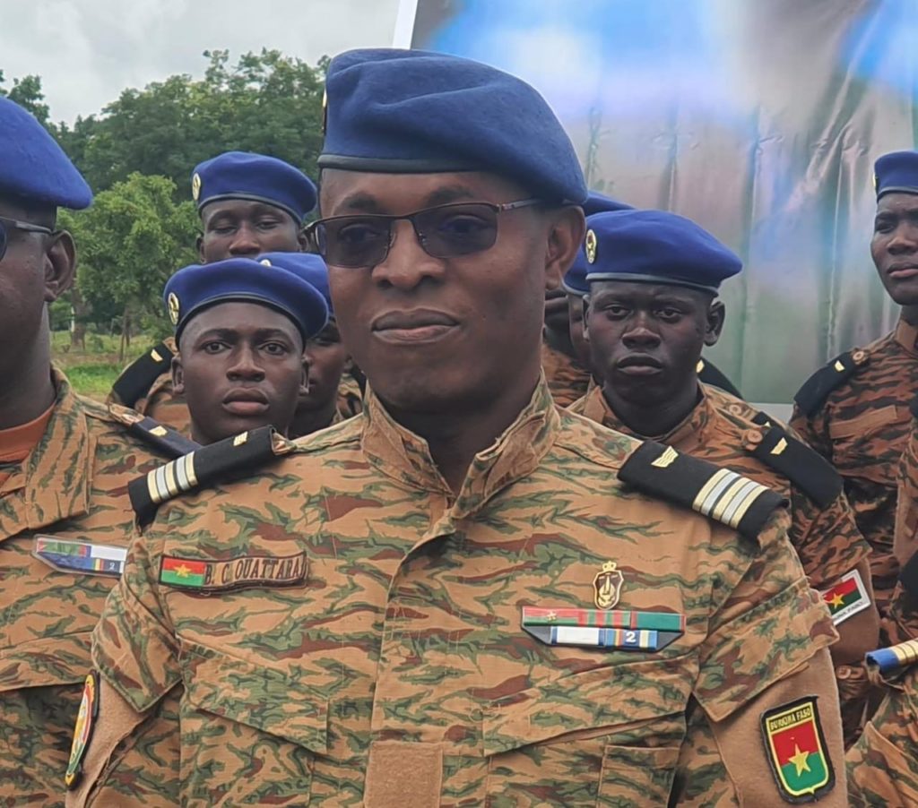 Le Chef d'État-Major de l'Armée de l'Air, le Lieutenant-colonel Christian Ouattara