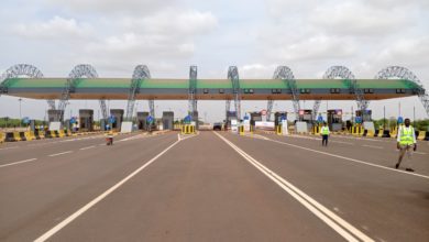 Le poste de péage de Boudtenga vue de face