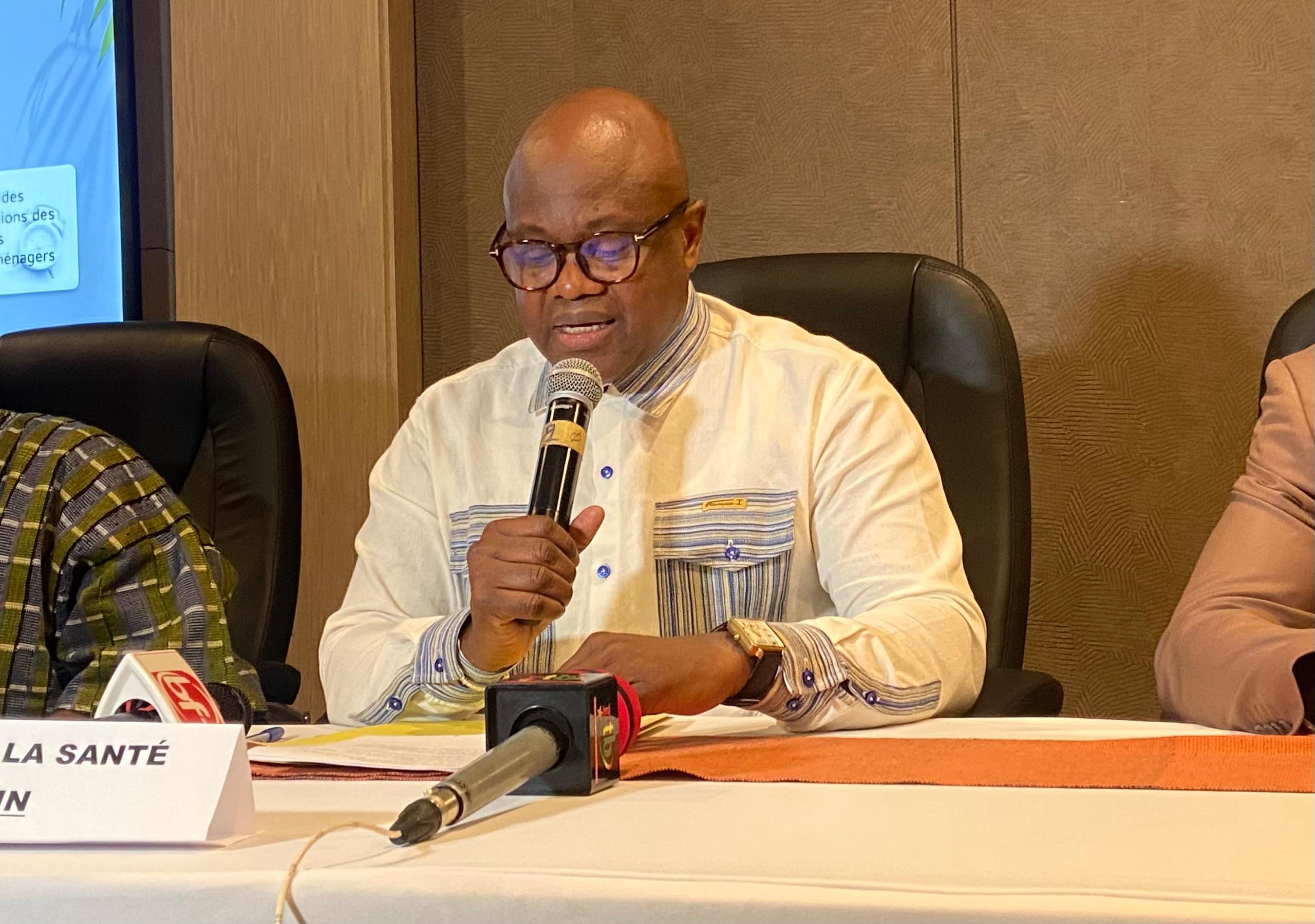 Dr Jean Claude Robert Kargougou ministre de la Santé, parrain de la cérémonie