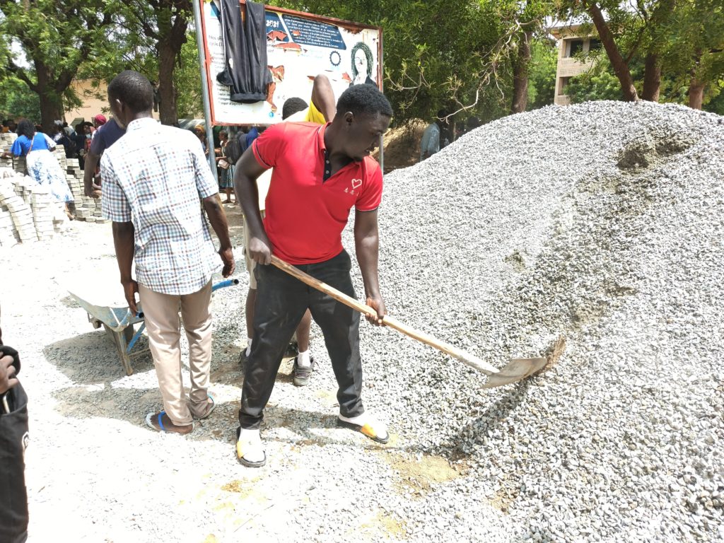 Issouf Guira, technicien en génie civil, volontaire à Faso Mêbo
