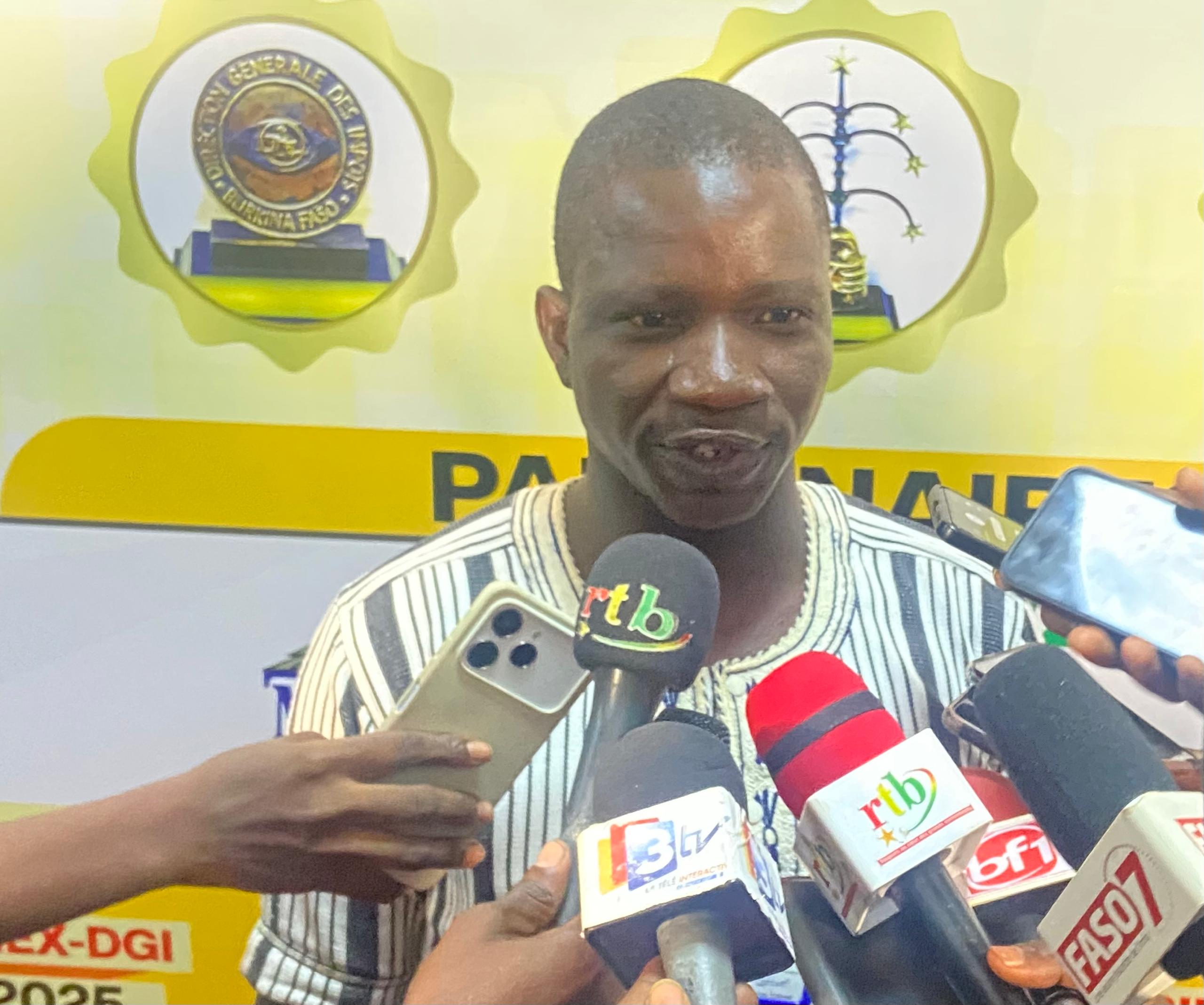 Boukaré Sawadogo, fonctionnaire à la direction régionale des impôts du Mouhoun