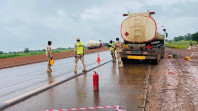 Essence, camion citerne,