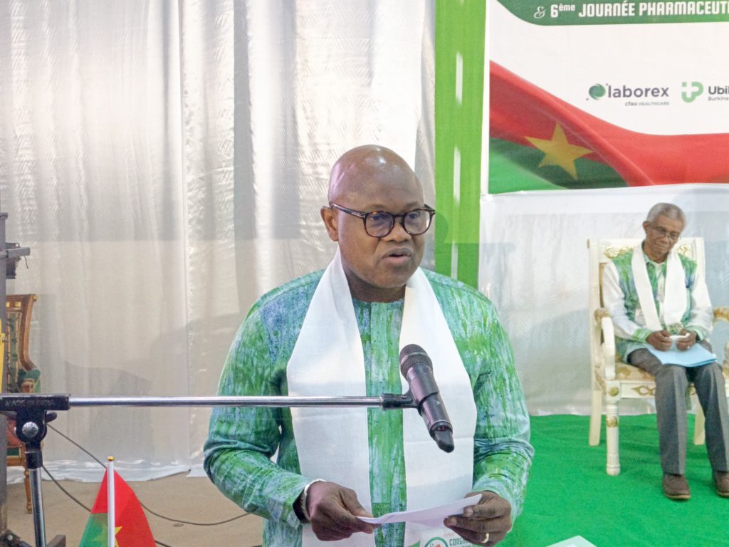 Dr Robert Kargougou, ministre de la Santé