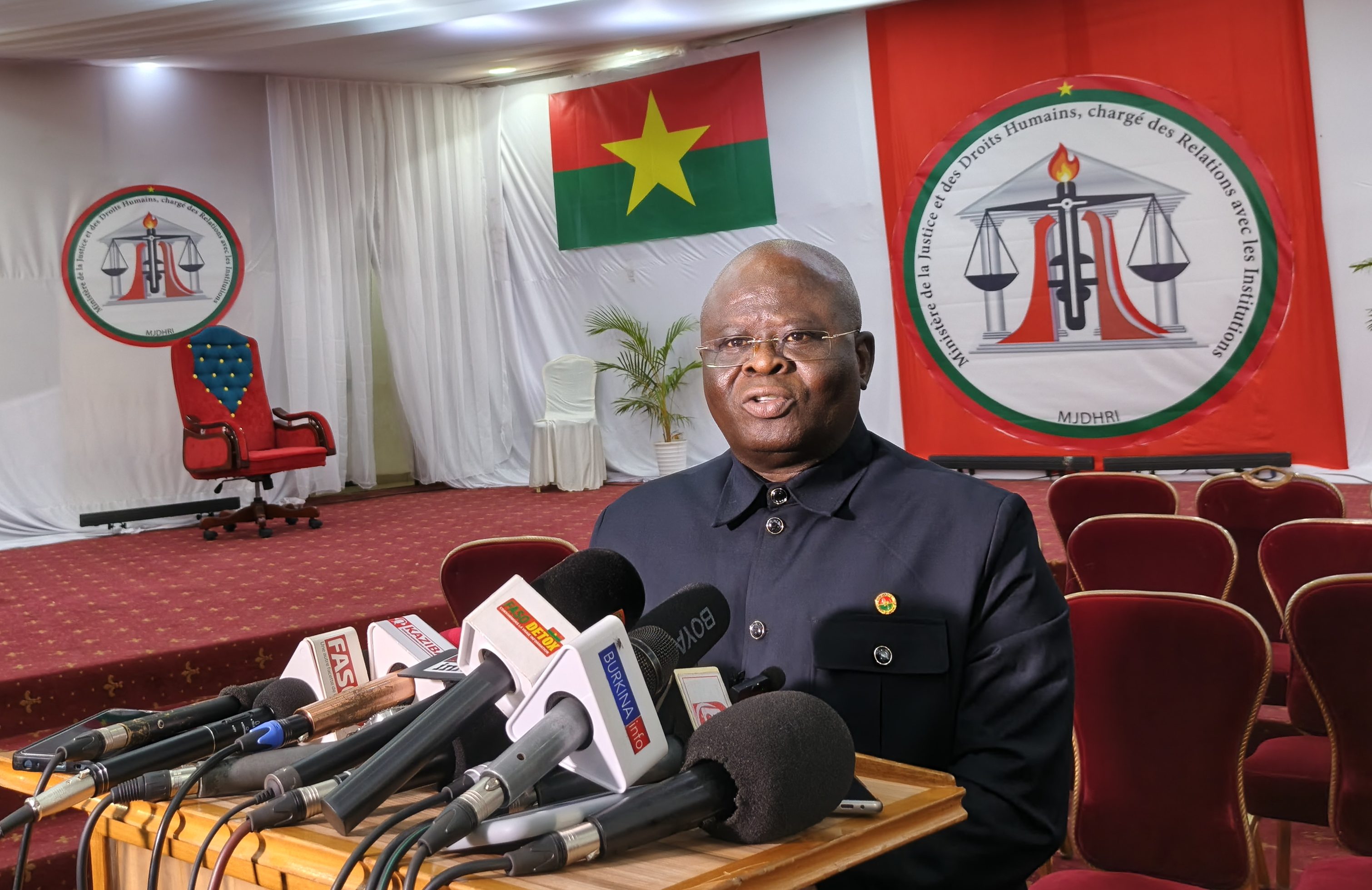 Le premier président de la Cour des comptes, Latin Poda