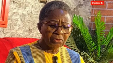 Nathalie Ouoba, Première femme parachutiste de la Haute-Volta