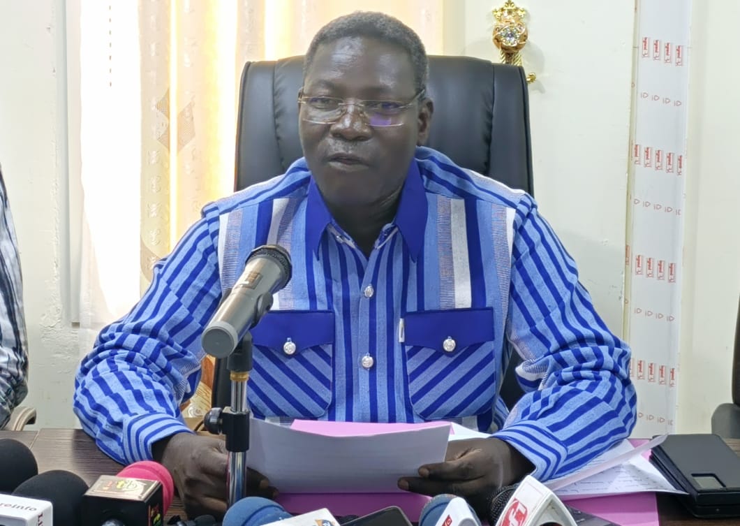 secrétaire général de la SONABEL, Émile Sawadogo