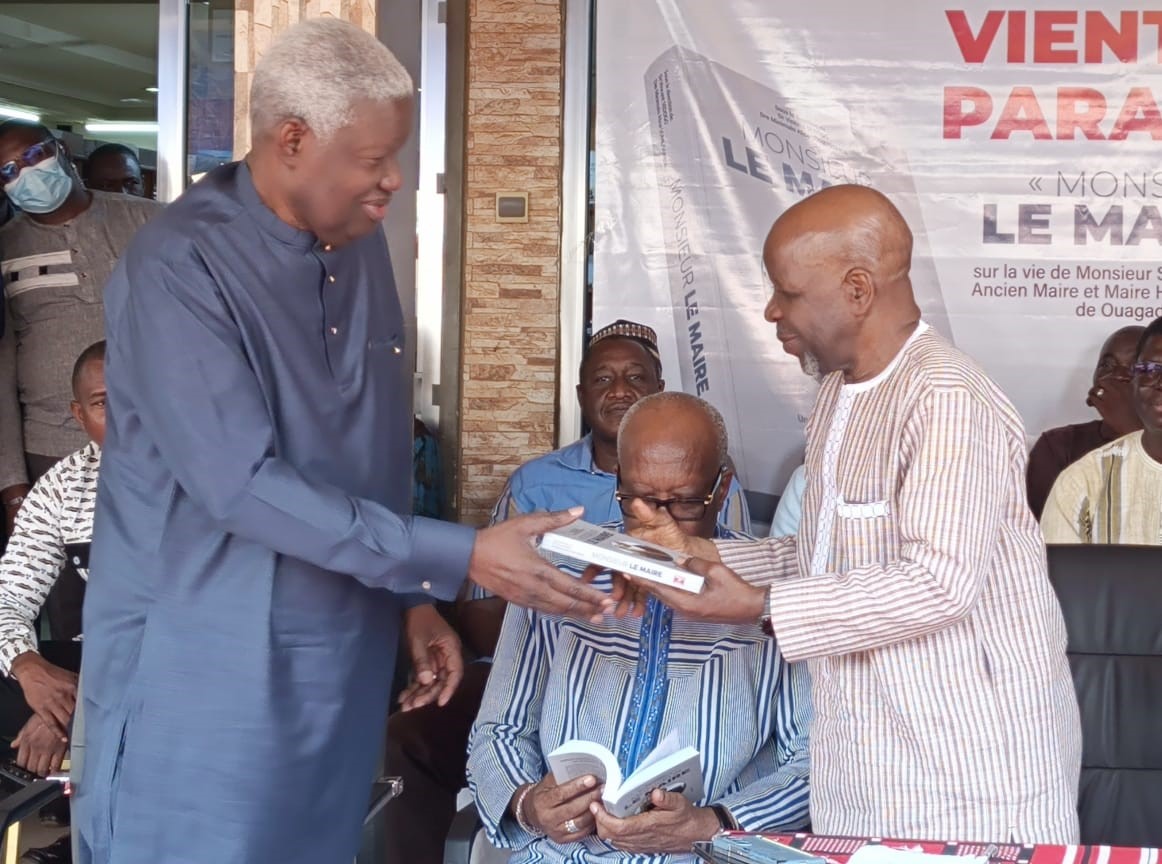 L'essai autobiographique de Simon Compaoré, intitulé « Monsieur le Maire »