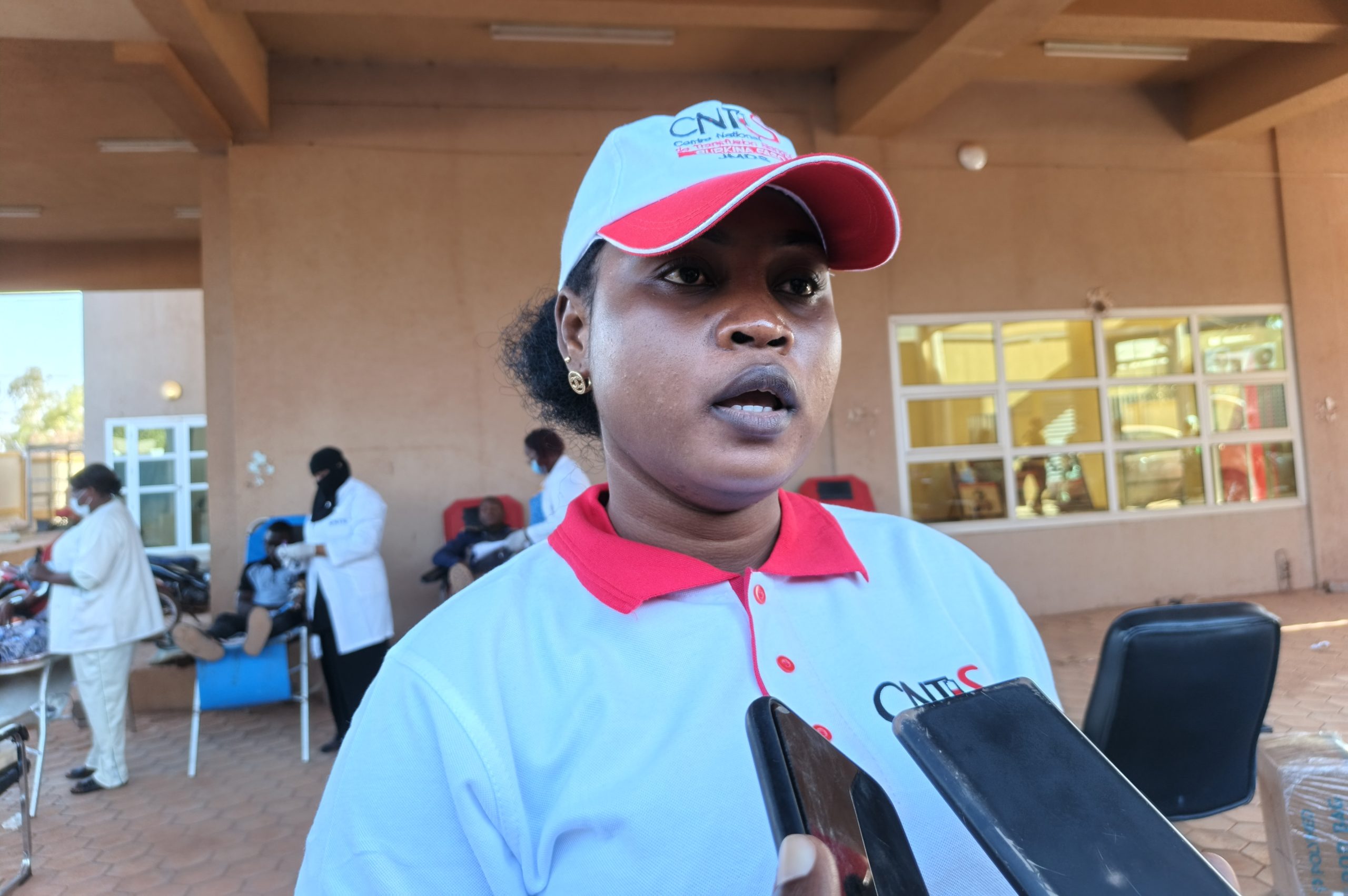 Dr Esther Ouattara, médecin généraliste au Centre régional de transfusion sanguine du Kadiogo