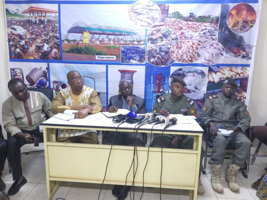 Conférence de presse ligue des consommateurs