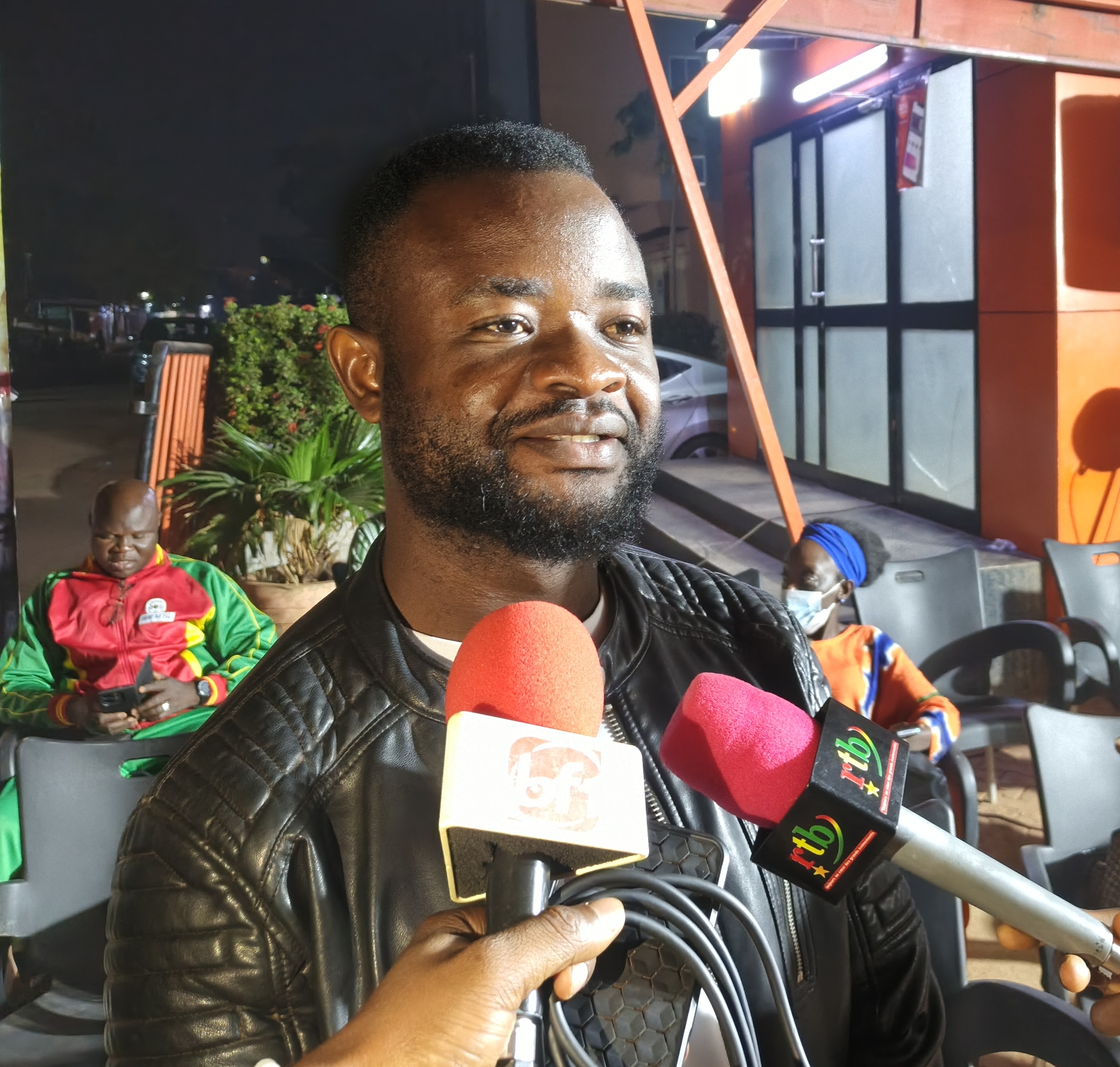 Momo l’intellectuel