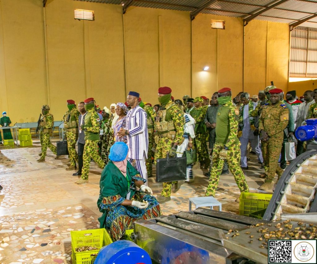 Développement industrielle : Le Capitaine Ibrahim Traoré inaugure « Burkina Cajou » à Bobo-Dioulasso
