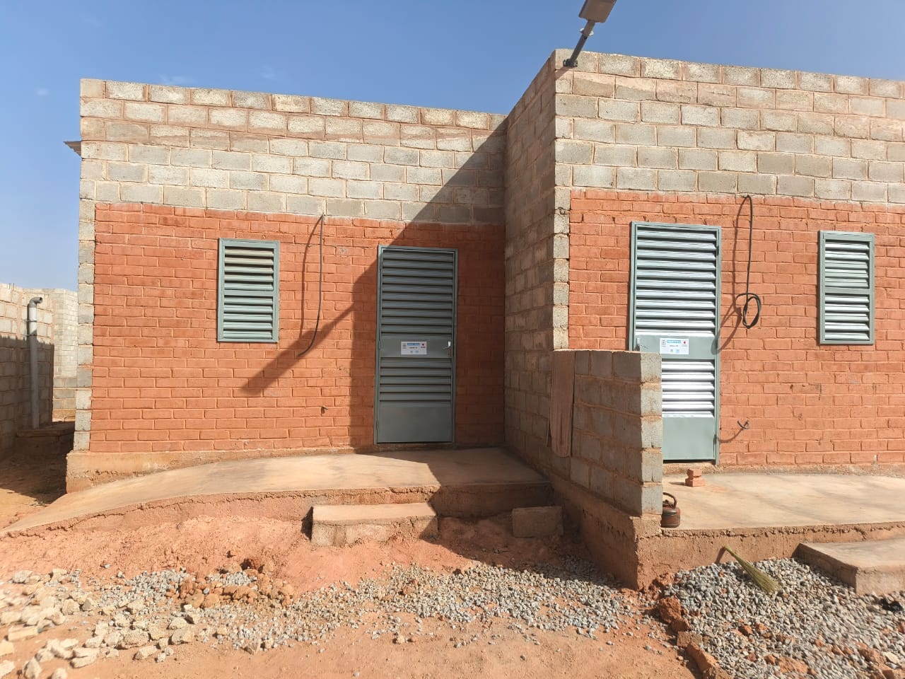remise officielle de 150 logements sociaux à des ménages vulnérables de la commune de Boussouma