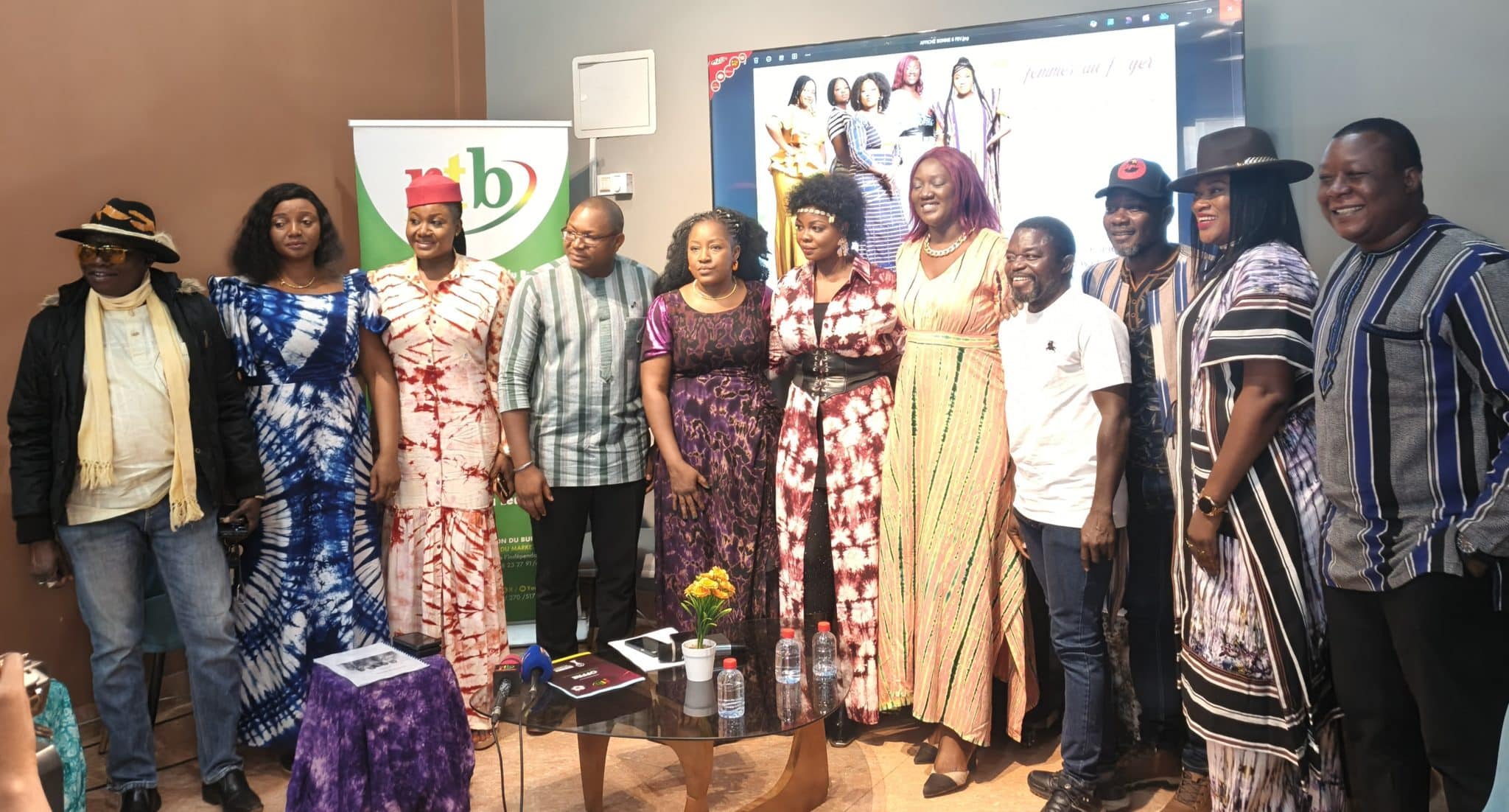 Les acteurs de la série Femmes au foyer