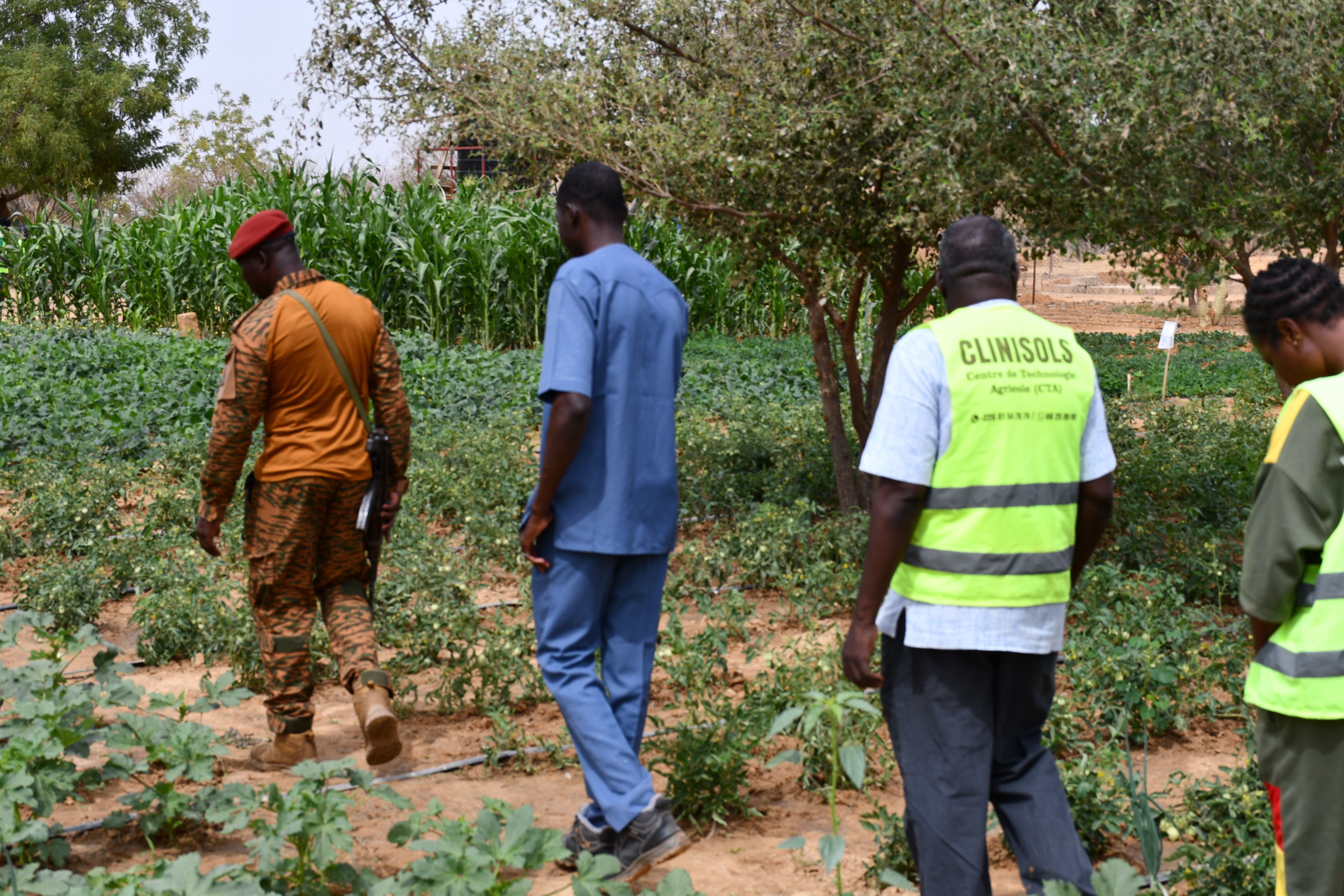 La mission du BN-GPB constate la qualité de l’apprentissage pratique au centre Clinisols de Yako