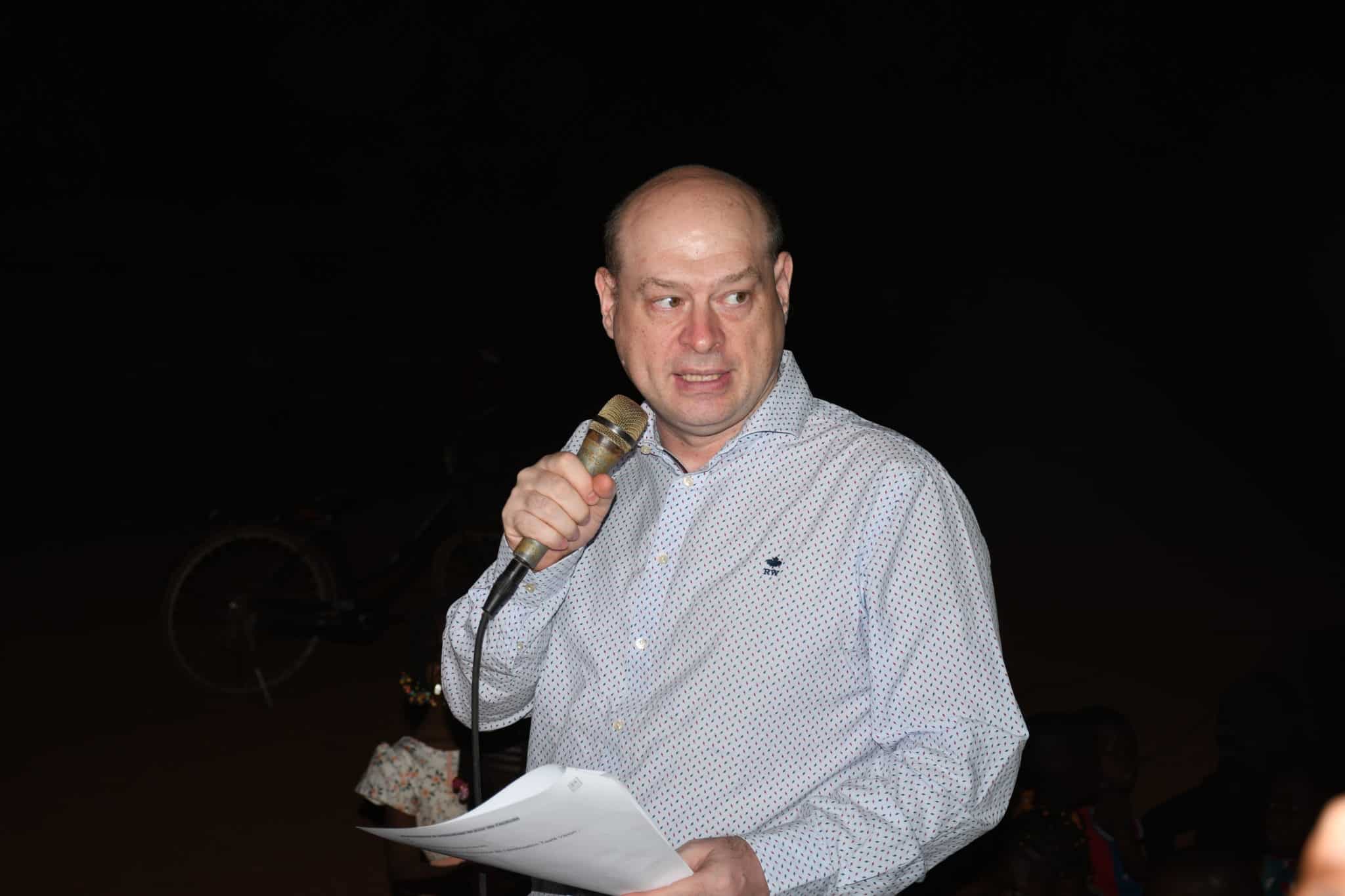 Le représentant de l'Union européenne