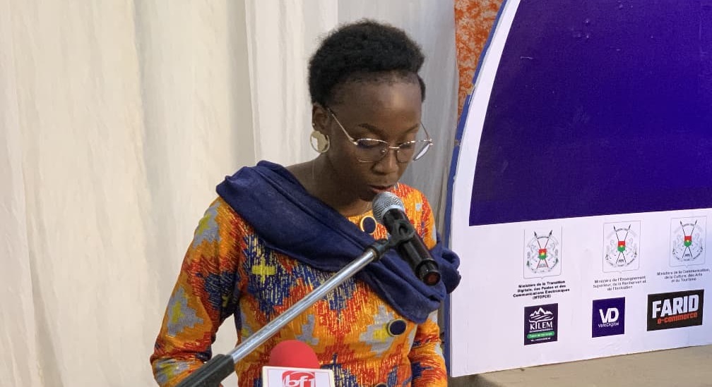 Sandra Whethé, promotrice du forum, lors de son allocution