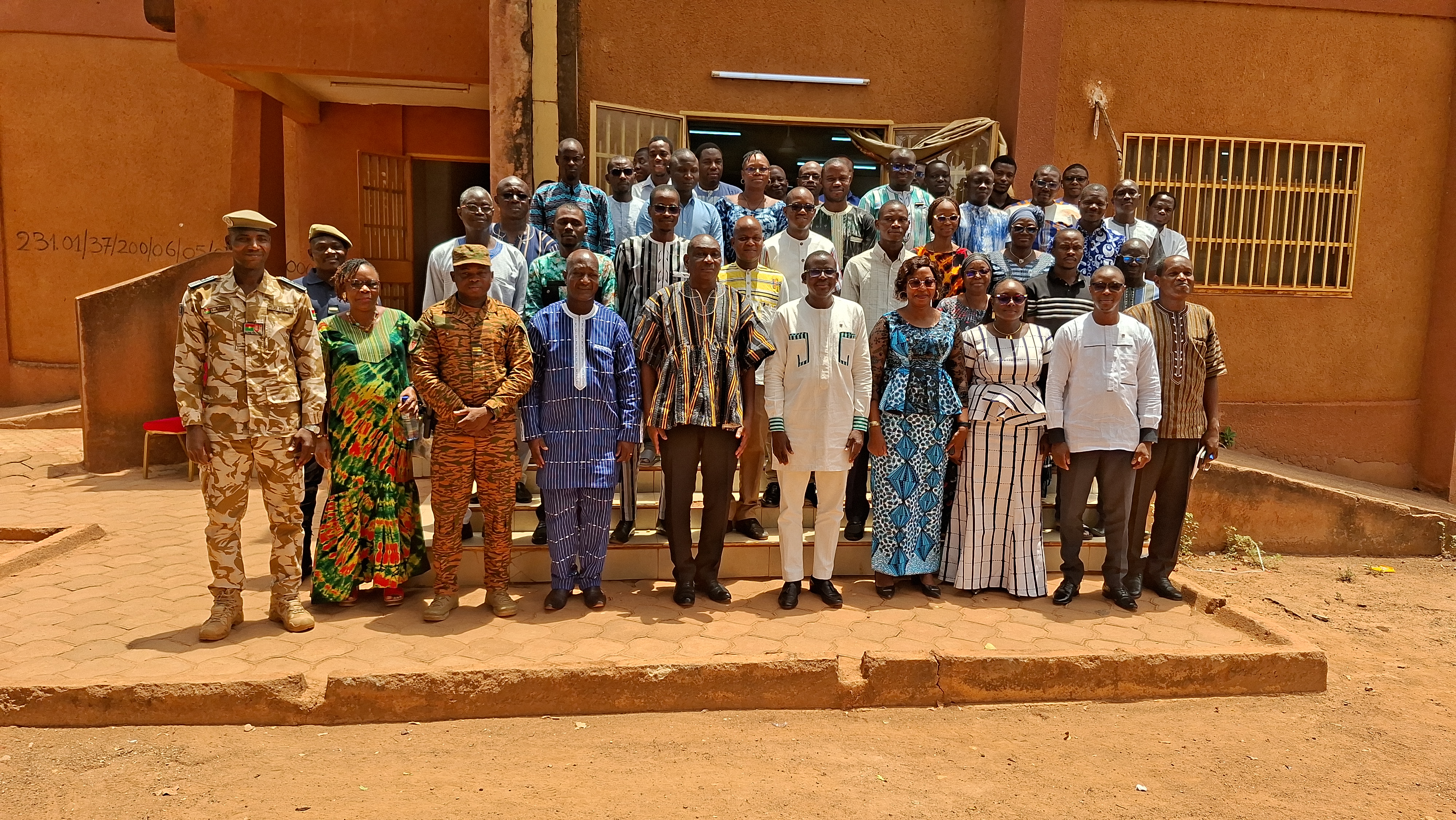 le ministre Moumouni Zoungrana prône une automatisation complète des carrières au profit des agents.