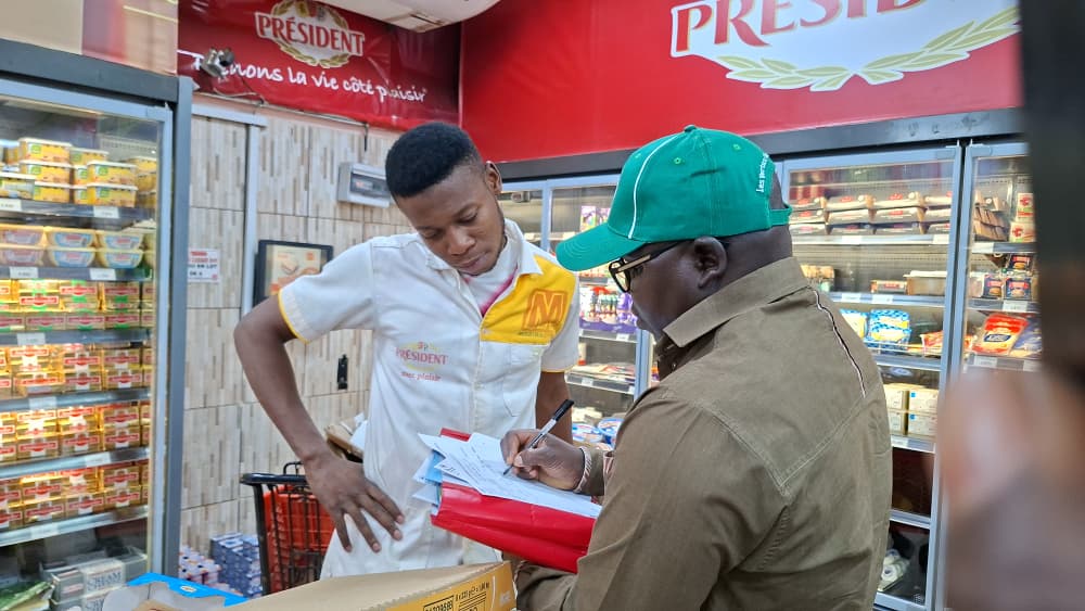 Contrôle de terrain : les agents de la CNSS recensent les employés.