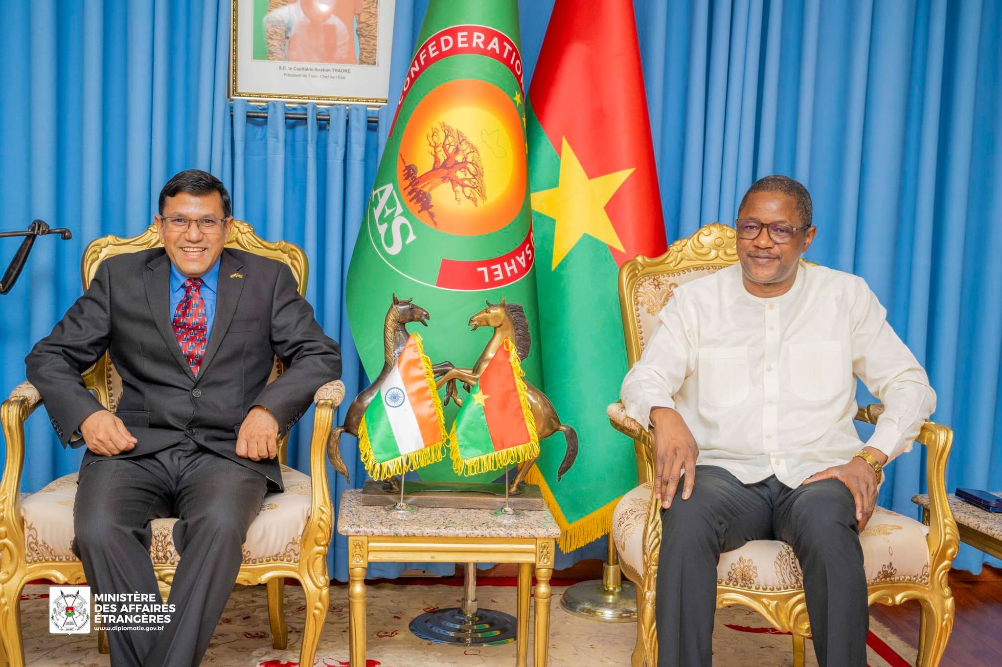 Karamoko Jean Marie Traoré a reçu en audience l’ambassadeur de l’Inde, Om Prakash Meena