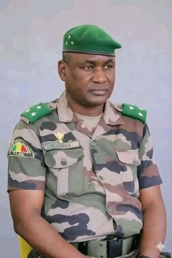 Le Général Oumar Diarra, Chef d'Etat Major Général des Armées est nommé Ministre Délégué auprès du Ministre de la Défense et des Anciens Combattants
