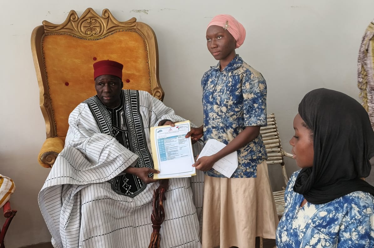 Le chef de canton de Dédougou prend l'engagement de soutenir l'éducation des filles et leur maintien à l'école