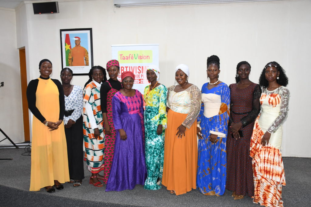 Empowering Female Authors Through Cinema Pitching Exercises - News Directory 3