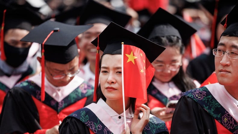 Chine : 12 200 filières universitaires supprimées pour accélérer la transition vers l’intelligence artificielle
