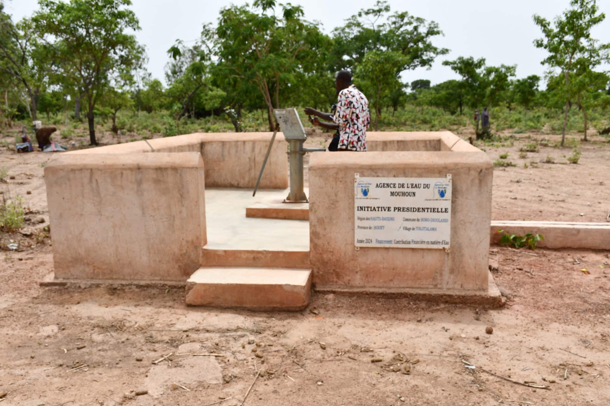 Le forage à motricité humaine de Tolotalama, actuellement en panne. ©Burkina 24, Mai 2026