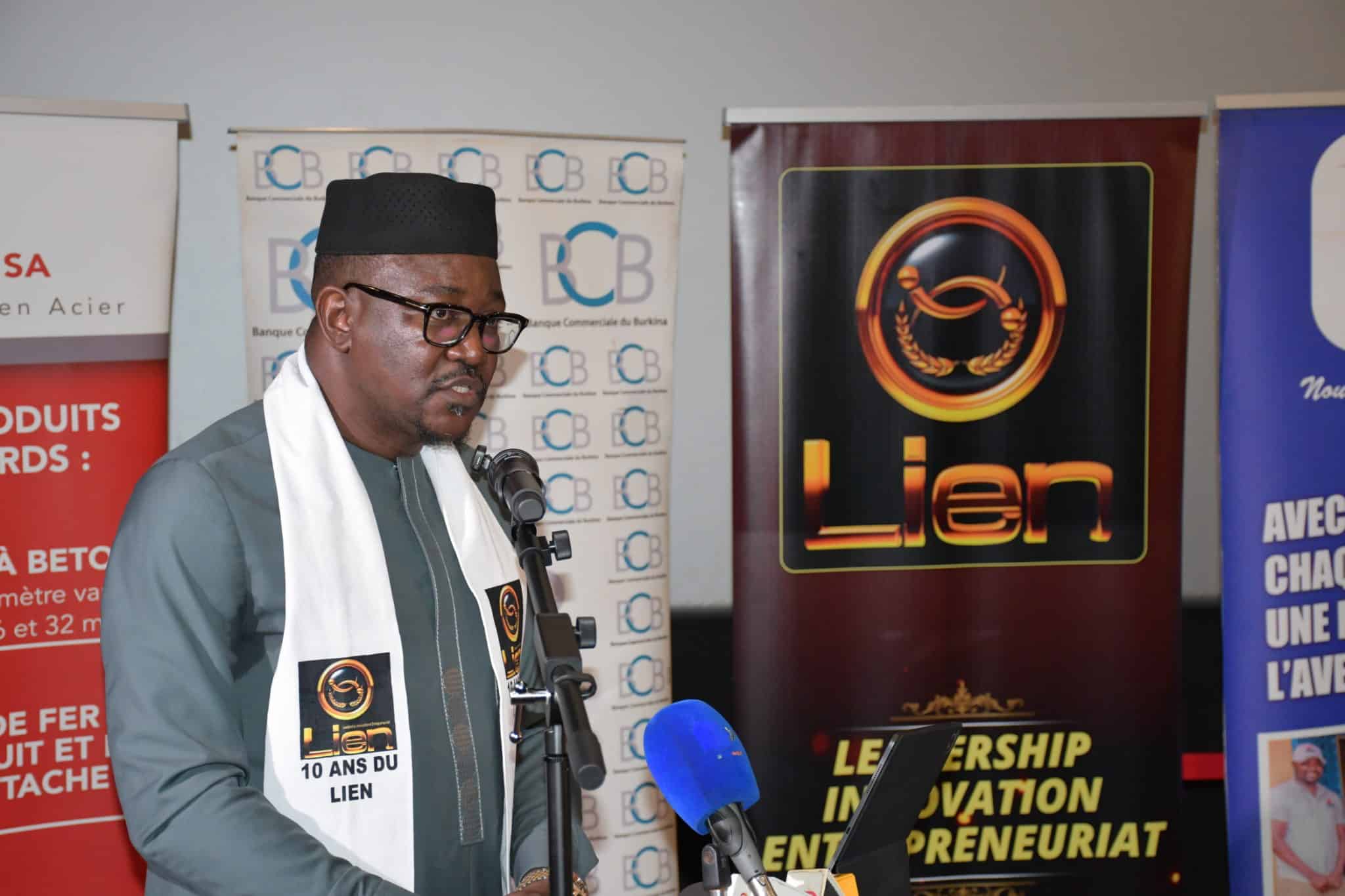 Le président de l'Association LE LIEN, Achille W. Ouédraogo, lors de son allocution axée sur la résilience du secteur privé