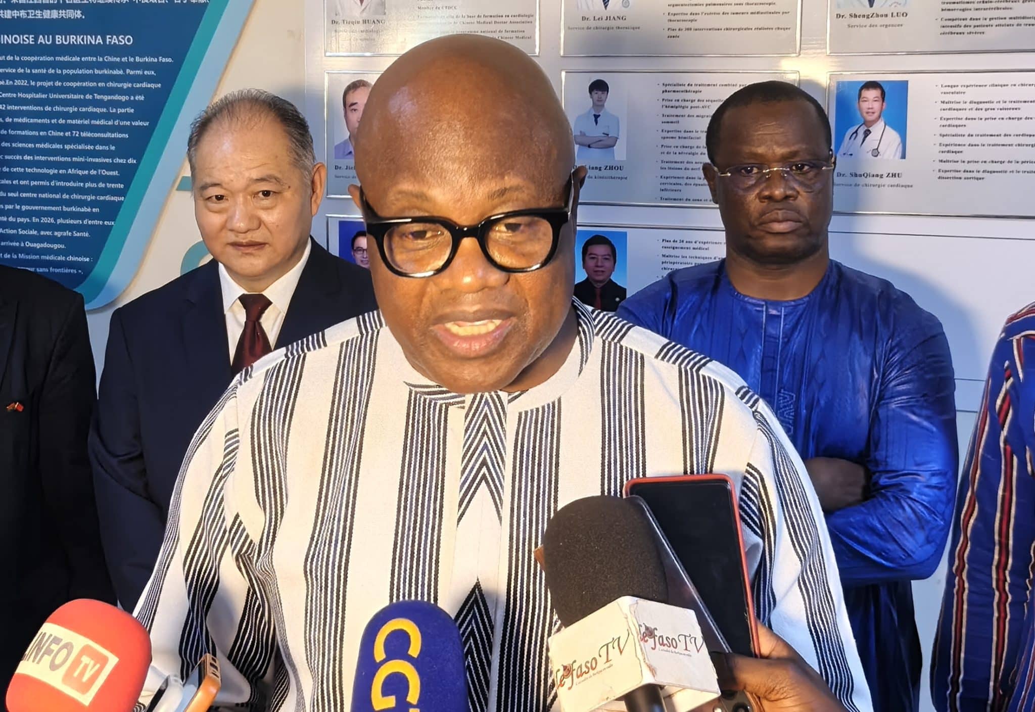 Camarade Dr Robert Lucien Kargougou ministre de la santé