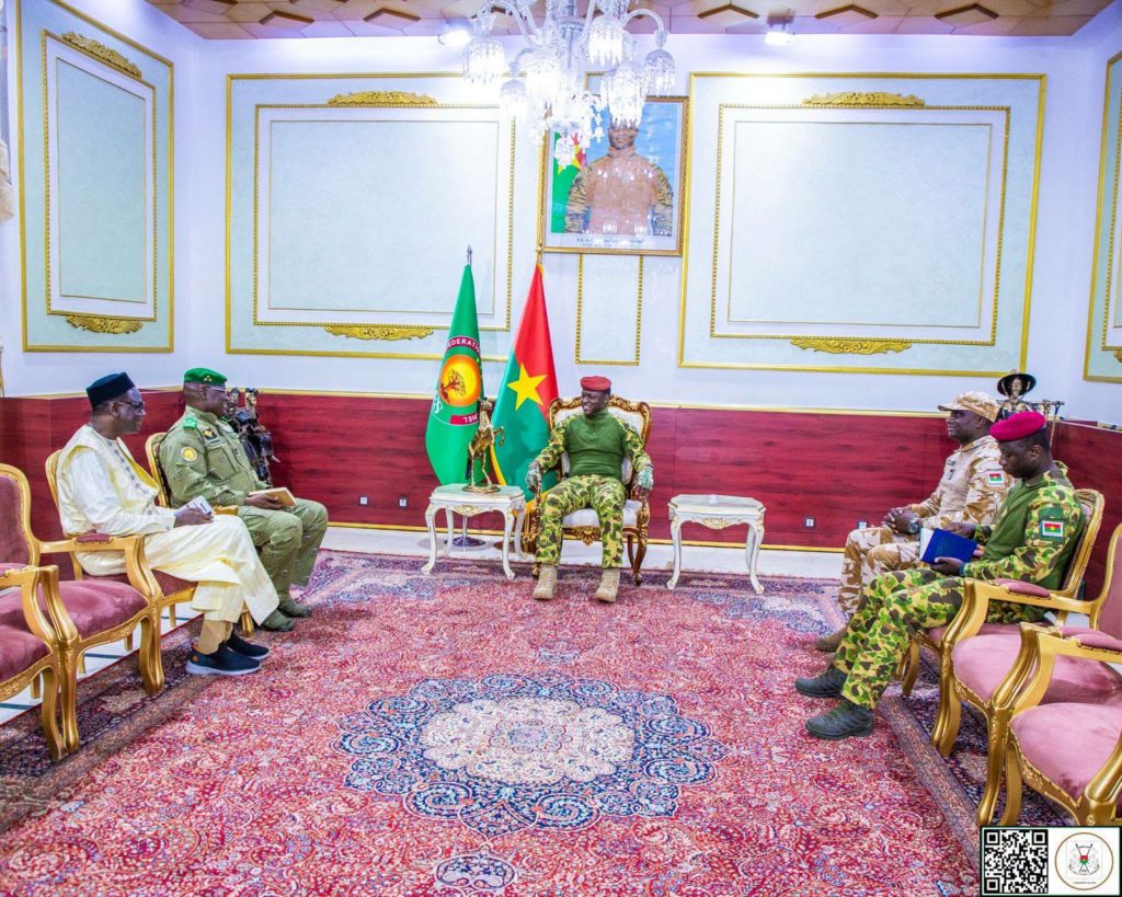 Les Ministres de la Sécurité de l’AES reçoivent les orientations du Capitaine Ibrahim TRAORÉ