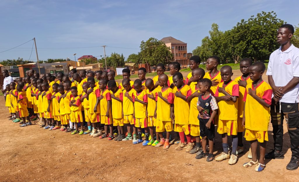 Camp Vacances football : Watinooma veut former les champions de demain