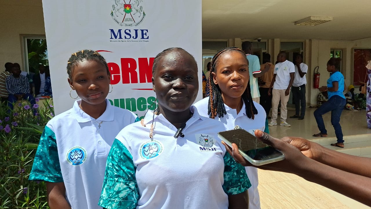 Fadilatou Saré, étudiante et jeune députée au sein du Parlement Jeunesse Burkina, parmi les participants de cette édition 2026