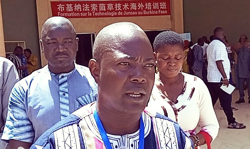 directeur général de l’ENESA, Dr Sie Herman Pooda