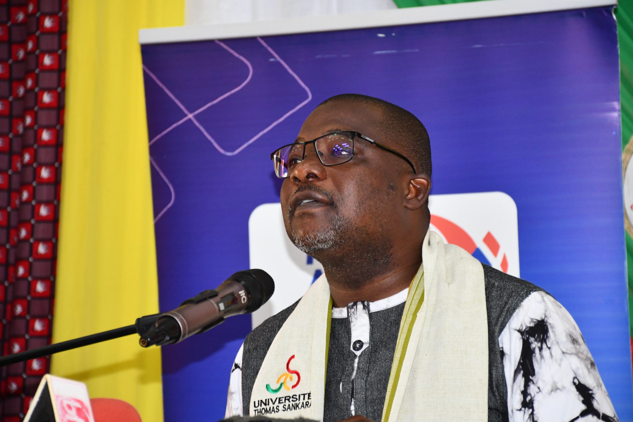 Le Pr Tibi Didier Zoungrana salue l'immense contribution de Moov Africa et des partenaires pour la rentrée 2026-2027
